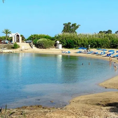 Apartment Modern With Pool