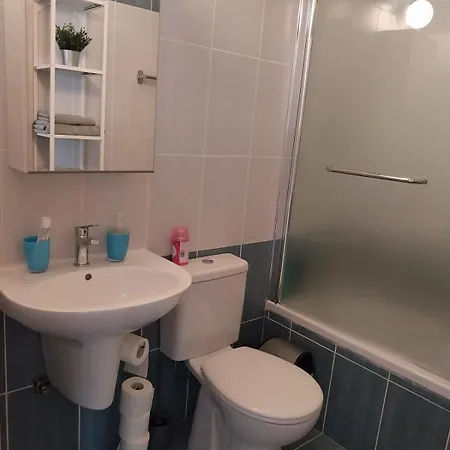Lägenhet Modern With Pool Paralimni