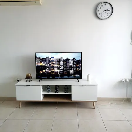 Modern With Pool * Paralimni